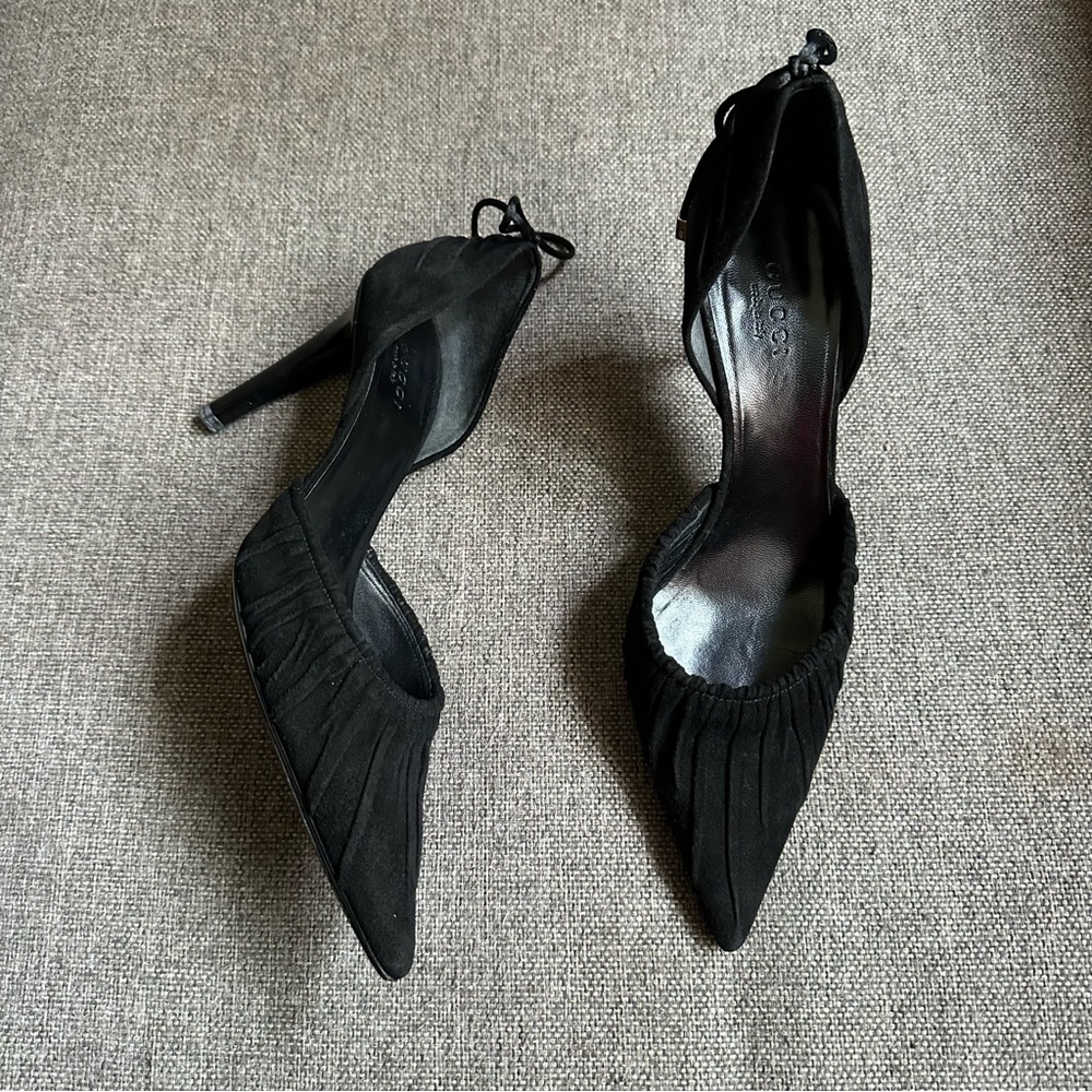 Vintage black suede Gucci ruched heels
